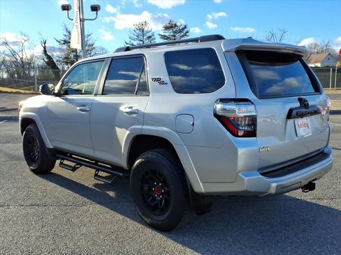 Certified 2023 Toyota 4Runner TRD Off-Road image 6