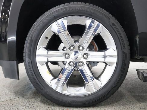 Used 2019 GMC Yukon Denali w/ Denali Ultimate Package image 5