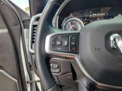 Used 2023 RAM 1500 Laramie image 12