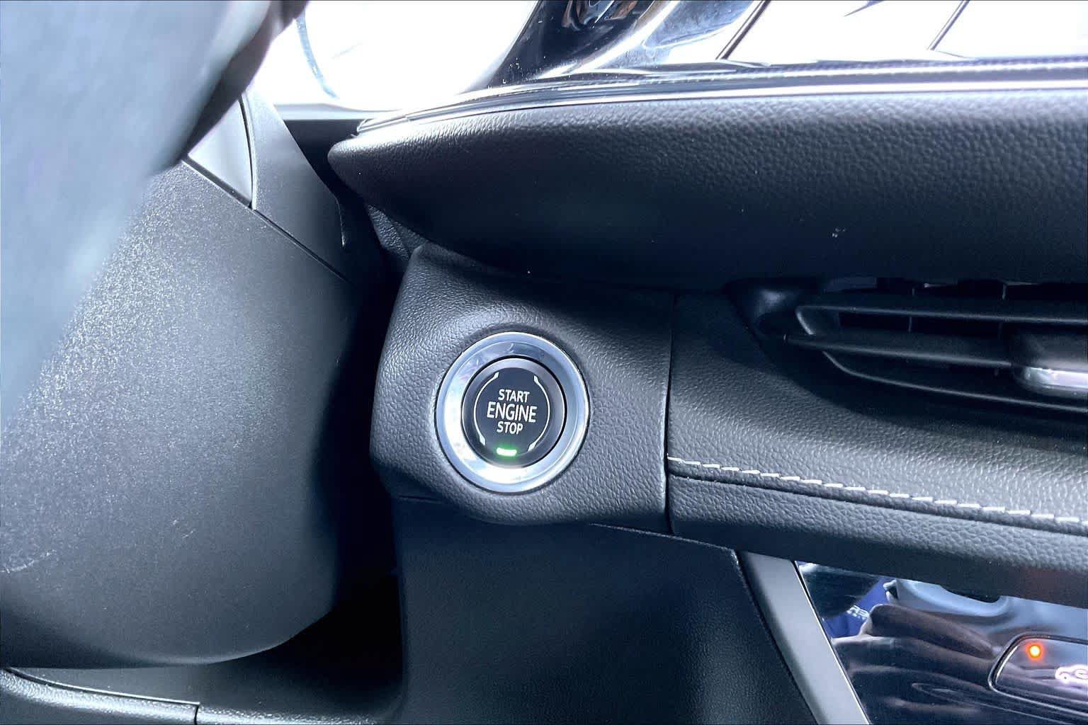 Used 2023 Buick Envision Essence w/ Sport Touring Package AWD/4WD image 67