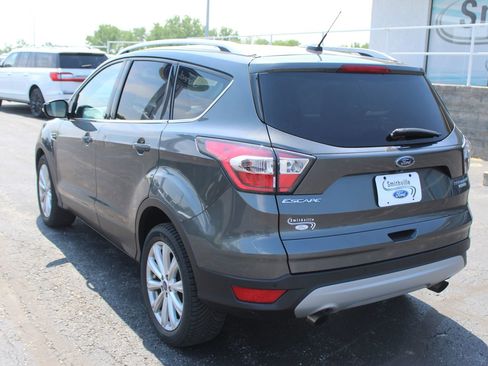Used 2017 Ford Escape Titanium FWD image 4