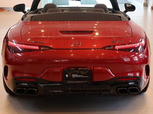 Used 2022 Mercedes-Benz SL 63 AMG 4MATIC image 40