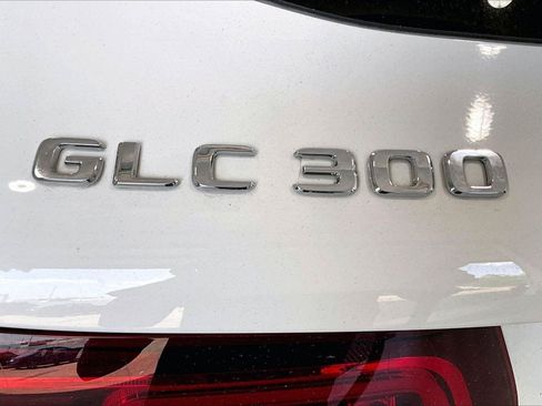 Used 2021 Mercedes-Benz GLC 300 image 9
