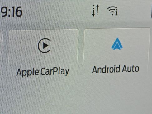 Used 2023 Ford Escape ST-Line image 3