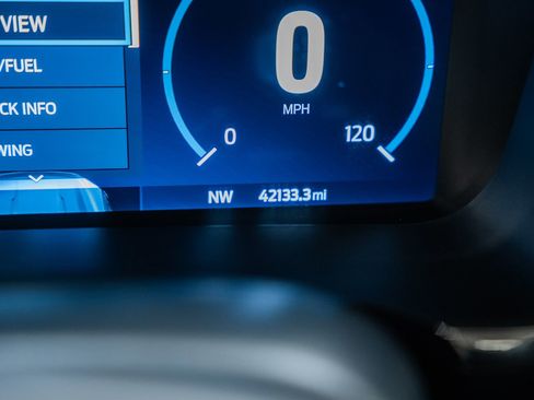 Certified 2022 Ford F150 Lariat w/ Equipment Group 502A High image 51