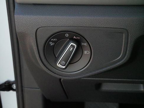 Used 2023 Volkswagen Atlas Cross Sport SEL R-Line image 27