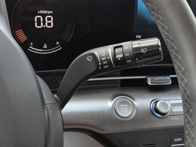 Used 2025 Hyundai Kona SEL AWD/4WD image 24
