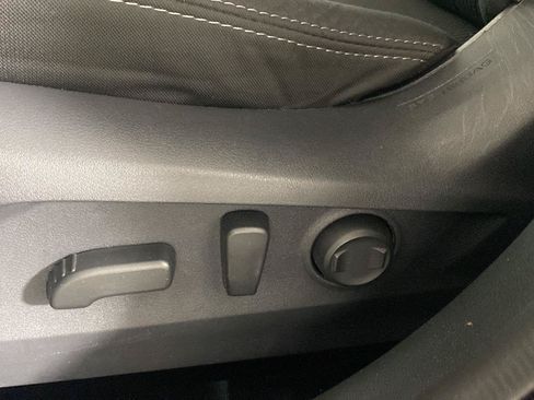 Used 2025 Subaru Legacy Premium AWD/4WD image 24