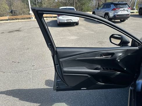 Used 2025 Toyota Camry XSE FWD image 28