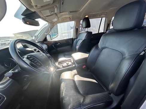 Used 2024 Nissan Armada SL w/ Captain's Chairs Package image 37