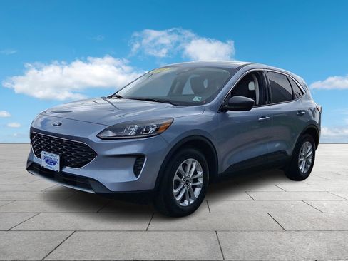 Certified 2022 Ford Escape SE w/ Convenience Package FWD image 3