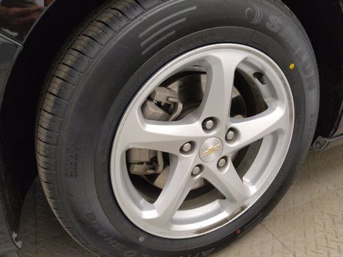 Used 2018 Chevrolet Malibu LS FWD image 31