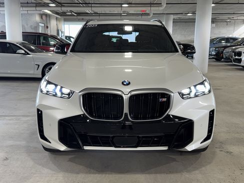 Used 2025 BMW X5 M60i image 3