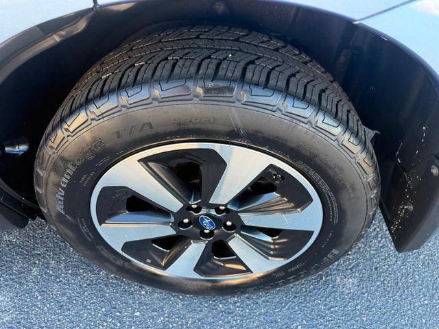 Used 2017 Subaru Forester 2.5i Premium AWD/4WD image 13
