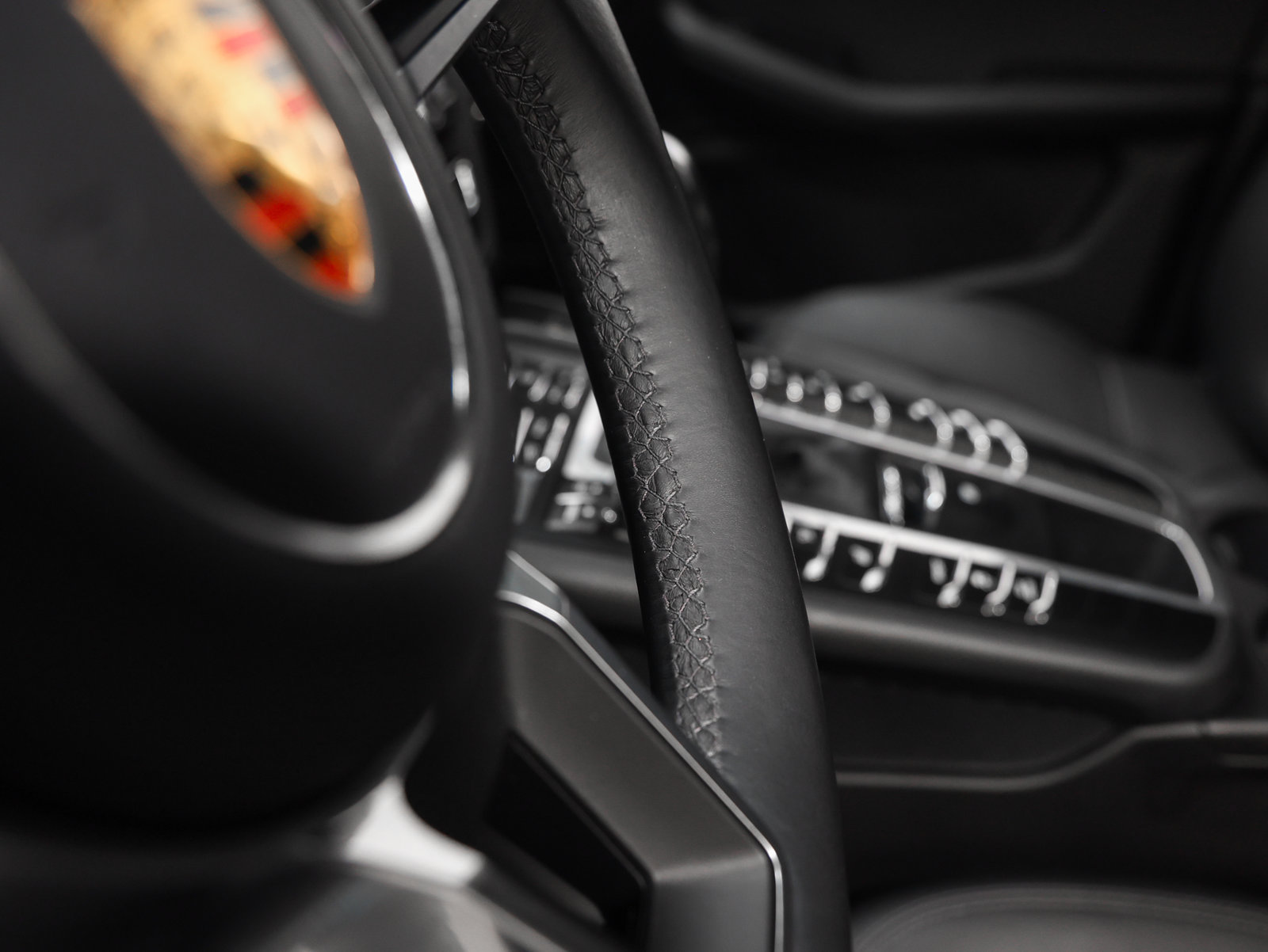 Certified 2021 Porsche Macan S AWD/4WD image 28