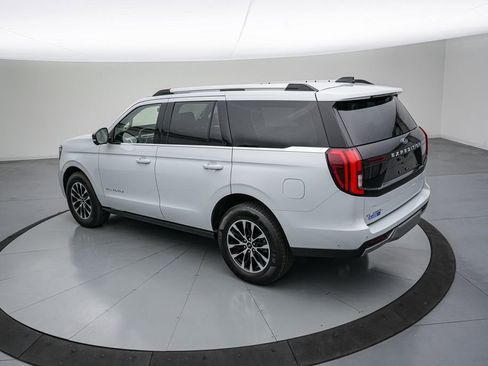 Certified 2025 Ford Expedition Platinum AWD/4WD image 7