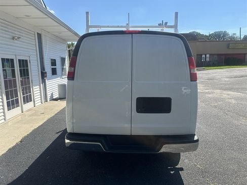 Used 2016 GMC Savana 2500 Extended w/ Chrome Appearance Package RWD image 7