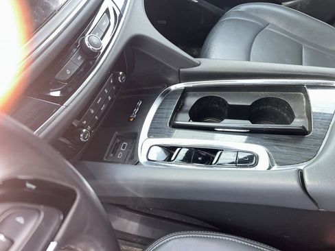 Used 2022 Buick Enclave Premium w/ Surround and Sites Package image 13