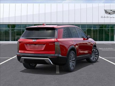 New 2026 Cadillac Vistiq Sport w/ LPO, Floor Liner Package AWD/4WD image 4