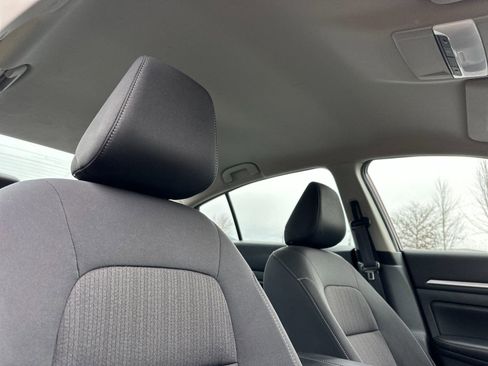 Used 2023 Nissan Altima 2.5 SV image 15