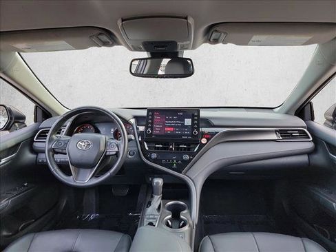 Used 2024 Toyota Camry XSE image 13