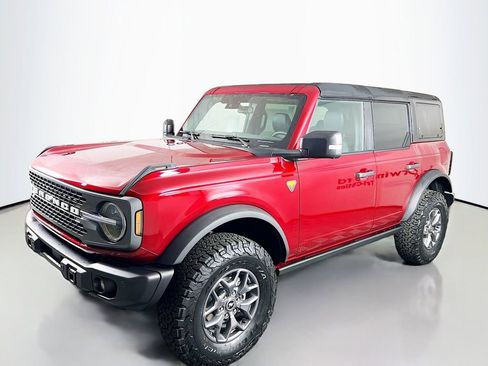 New 2025 Ford Bronco Badlands image 5