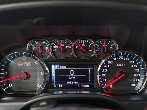 Used 2018 Chevrolet Silverado 1500 LTZ Z71 image 32