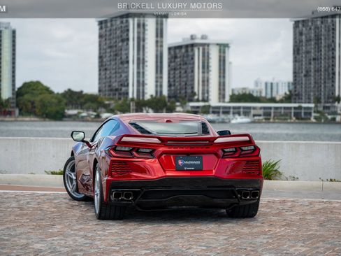 Used 2021 Chevrolet Corvette Stingray Premium Cpe w/ Z51 Performance Package image 3