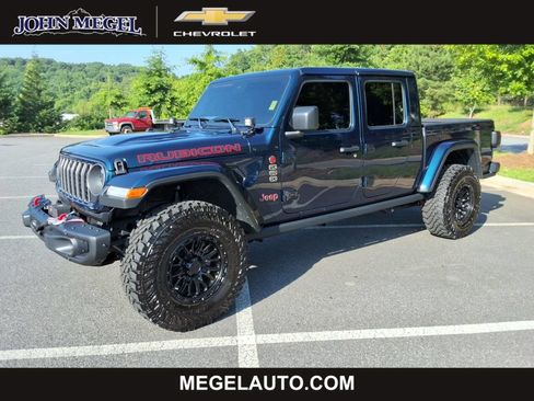Used 2025 Jeep Gladiator Rubicon AWD/4WD image 1