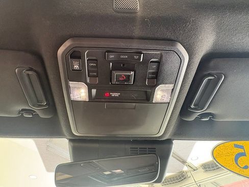 Used 2023 Toyota 4Runner SR5 Premium w/ Moonroof Package AWD/4WD image 19
