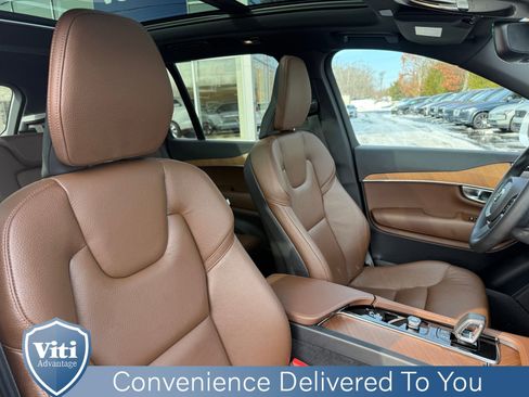 Certified 2023 Volvo XC90 B6 Plus image 31