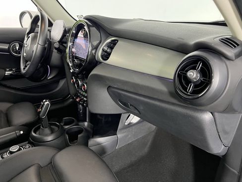 Used 2024 MINI Cooper S image 31