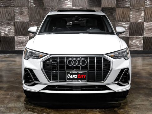 Used 2020 Audi Q3 2.0T Premium w/ Convenience Package AWD/4WD image 5
