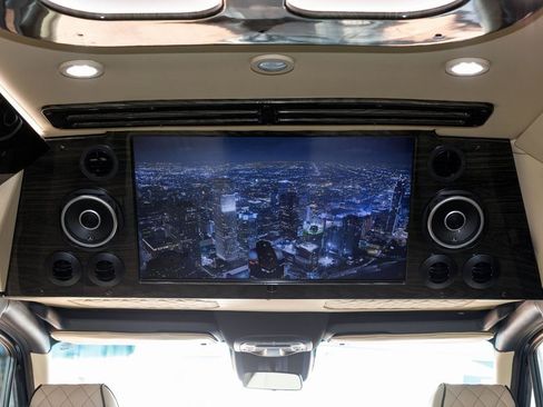 Used 2022 Mercedes-Benz Sprinter 3500 image 21