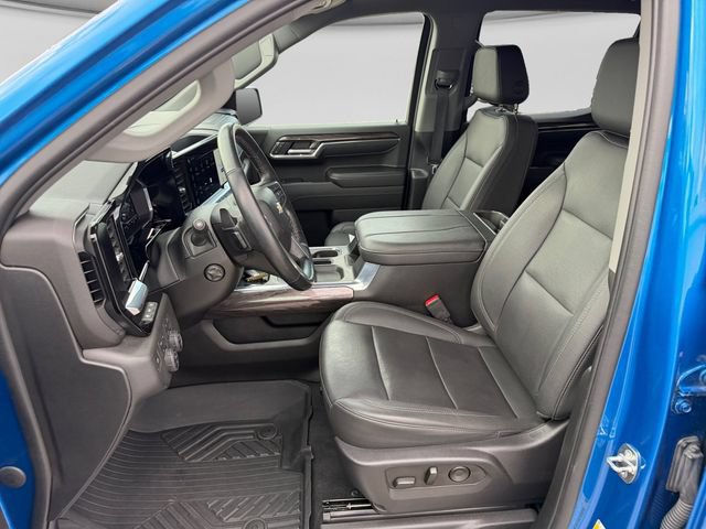 Used 2024 Chevrolet Silverado 1500 LTZ AWD/4WD image 12