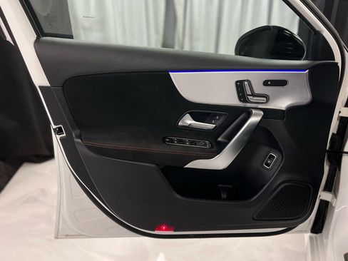 Used 2022 Mercedes-Benz A 220 4MATIC image 36