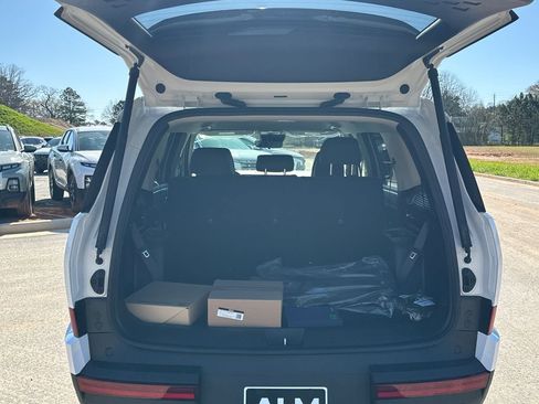 New 2026 Hyundai Santa Fe SEL w/ Tow & Go Package FWD image 19