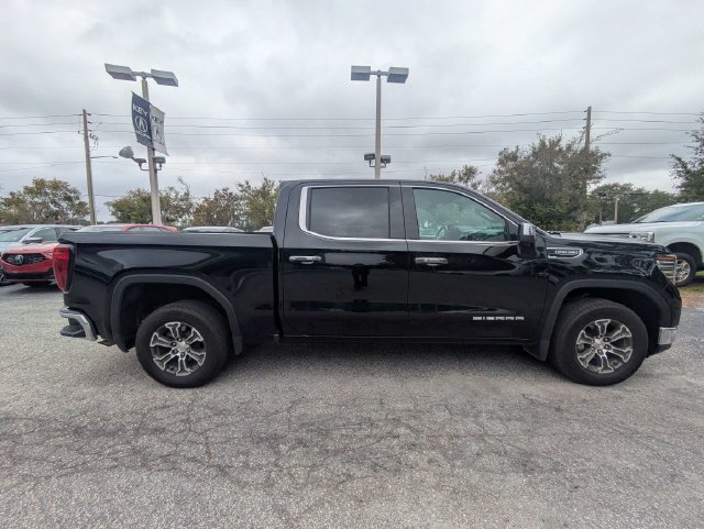 Used 2025 GMC Sierra 1500 SLT AWD/4WD image 3