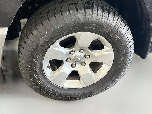 Used 2022 RAM 1500 Big Horn AWD/4WD image 29