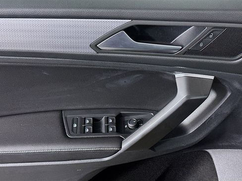 Used 2022 Volkswagen Tiguan S image 15