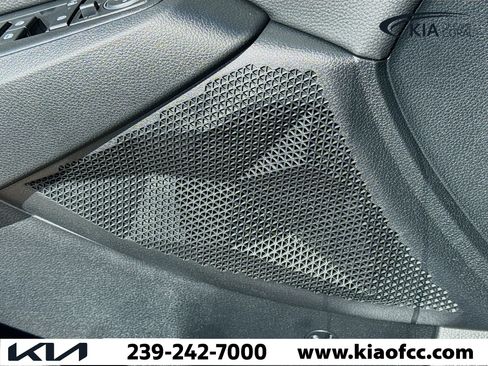 New 2026 Kia Seltos EX image 22