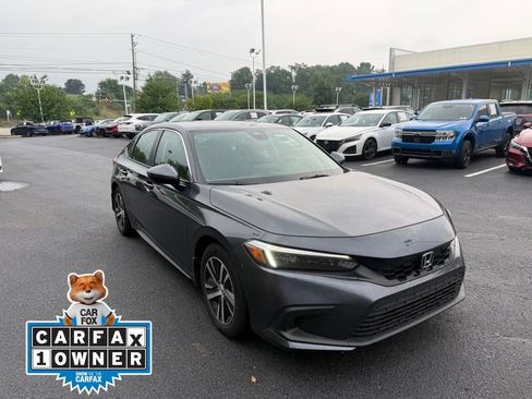 Used 2024 Honda Civic LX image 1