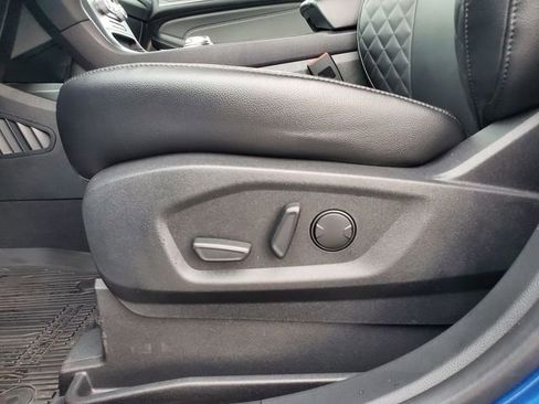 Used 2023 Ford Edge Titanium w/ Equipment Group 301A image 5