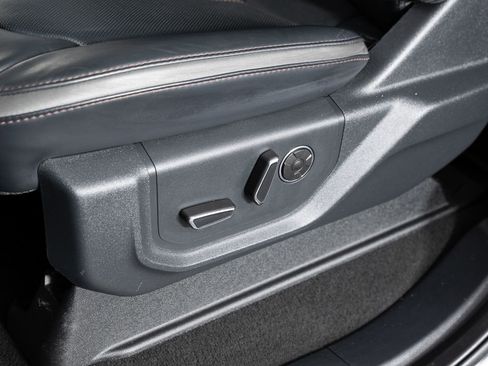 Used 2022 Ford F250 Platinum w/ Tremor Off-Road Package image 16