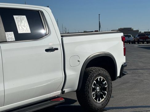 Used 2024 Chevrolet Silverado 1500 ZR2 AWD/4WD image 7