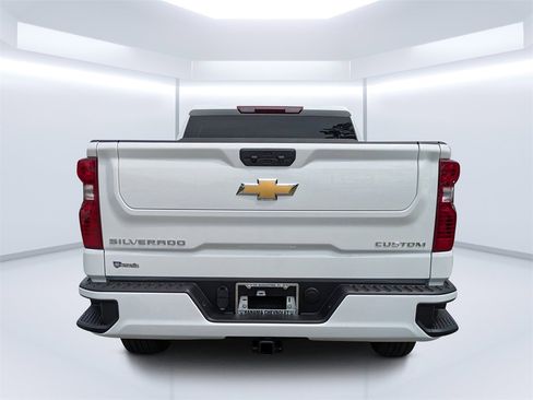 New 2026 Chevrolet Silverado 1500 Custom image 4