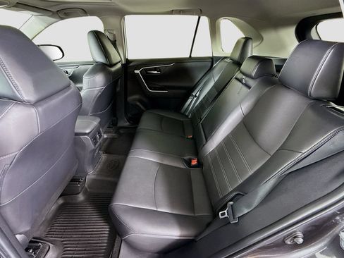 Used 2022 Toyota RAV4 Limited AWD/4WD image 21