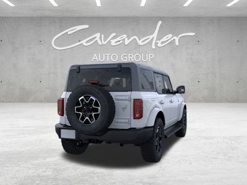 New 2025 Ford Bronco Outer Banks image 8