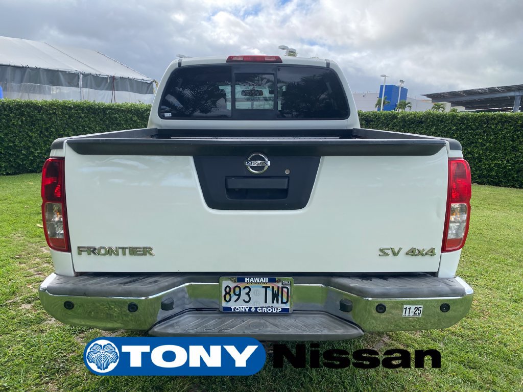 Used 2017 Nissan Frontier SV w/ SV Value Truck Package AWD/4WD image 6