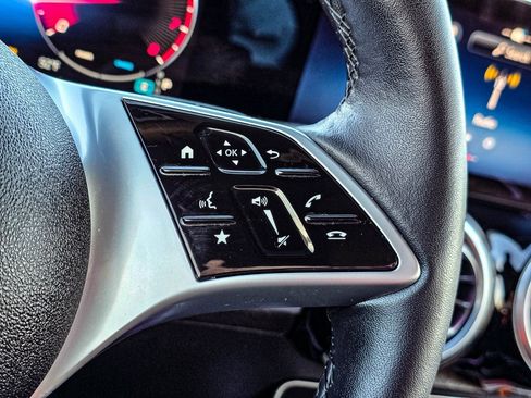 New 2026 Mercedes-Benz GLB 250 4MATIC image 23